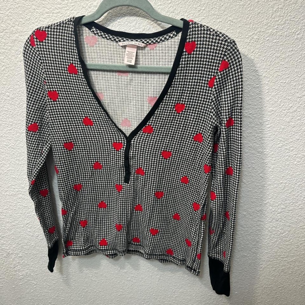Red and black Victoria Secret heart top